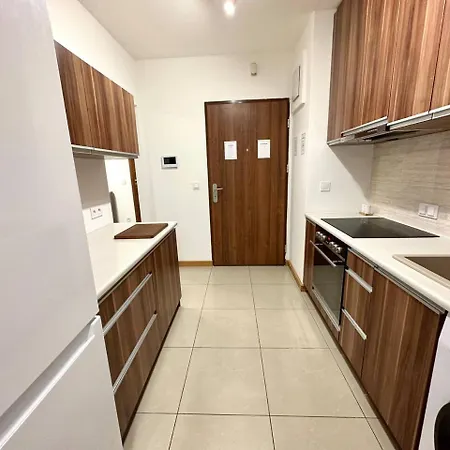 Premium | Metro Wilanowska Apartamento